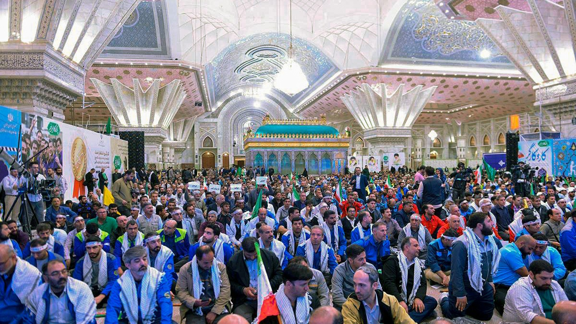 برگزاری مراسم تجدید میثاق جامعه کارگری با آرمان‌های حضرت امام خمینی(ره) 769